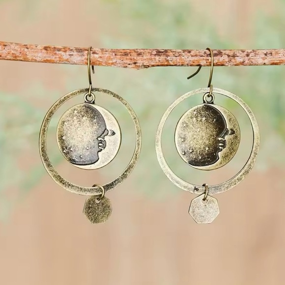 Gothic Vintage Ethnic Bronze Brushed Moon Hollow Round Earring - Picture 2 of 5